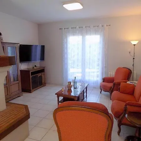 Villa Saint Palais Sur Mer - Succes Garanti Avec Cette Maison - A Cote Du Lac