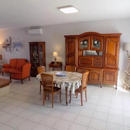 Saint Palais Sur Mer - Succes Garanti Avec Cette Maison - A Cote Du Lac *